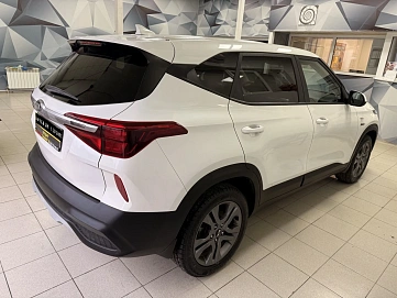 Kia Seltos, 2020г, передний привод, вариатор