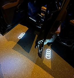 Audi Q7, 2021г, полный привод, автомат