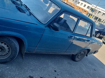 Lada (ВАЗ) 2107, 2003г, передний привод, механика