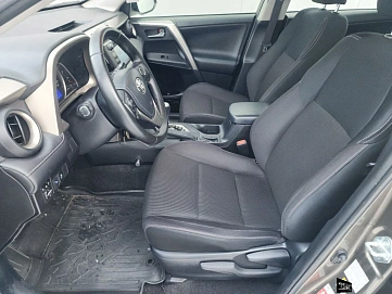 Toyota RAV4, 2014г, передний привод, вариатор
