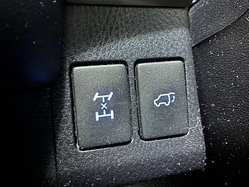 Toyota RAV4, 2013г, полный привод, вариатор