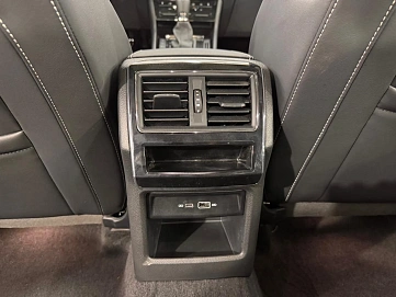 Skoda Superb, 2025г, передний привод, робот