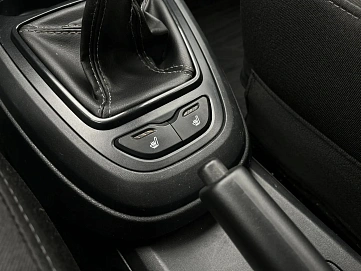 Lada (ВАЗ) Vesta, 2018г, передний привод, механика