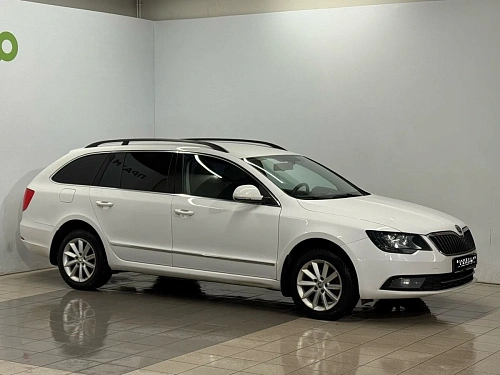 Skoda Superb, 2013г, передний привод, робот