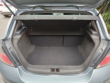 Opel Astra, 2009г, передний привод, робот