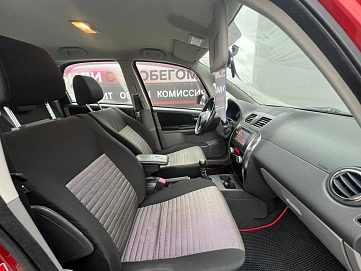 Suzuki SX4, 2010г, передний привод, механика