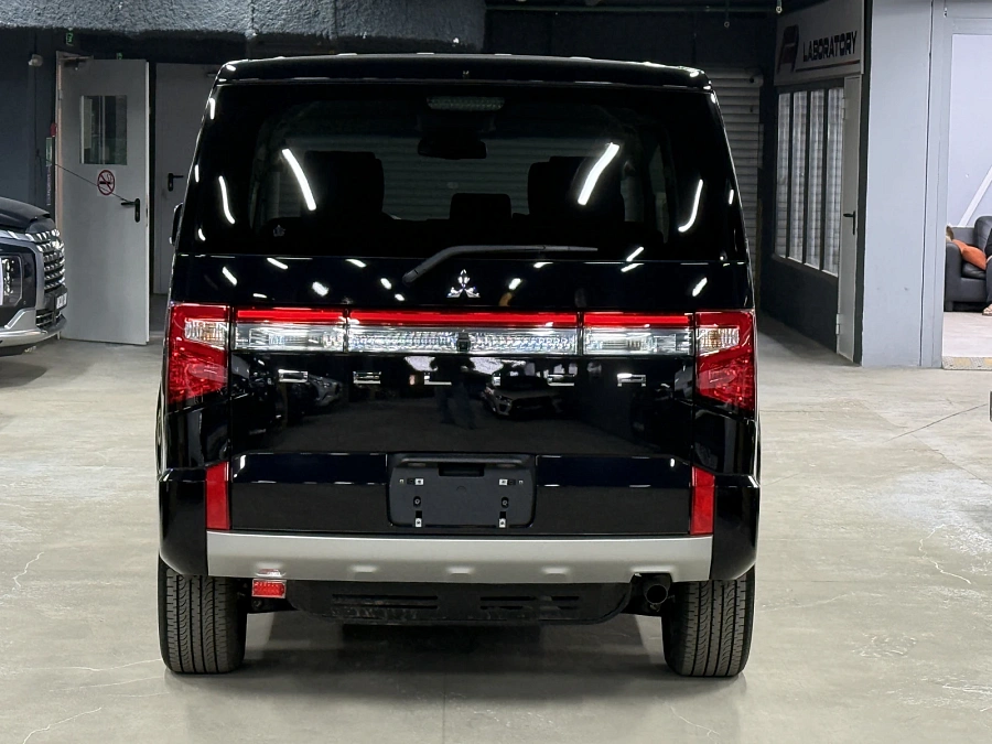 Mitsubishi Delica D:5, 2025г.