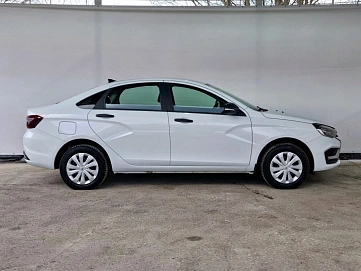 Lada (ВАЗ) Vesta, 2023г, передний привод, механика