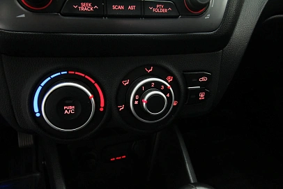 Kia Rio, 2014г, передний привод, автомат