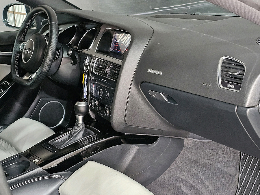 Audi A5, 2009г., полный привод, робот