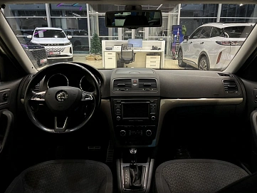 Skoda Yeti, 2013г, передний привод, робот