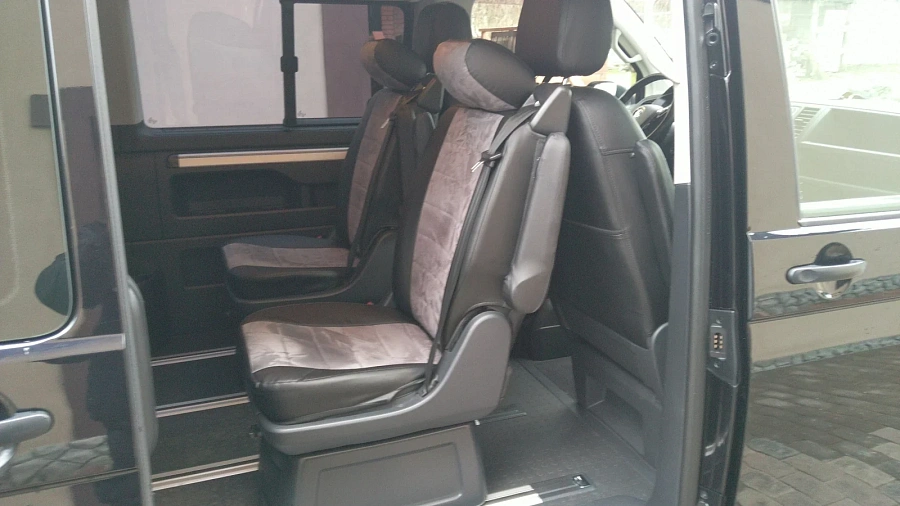 Volkswagen Multivan, 2017г., передний привод, робот