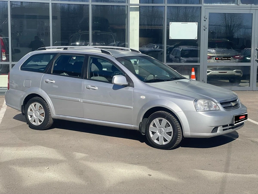 Chevrolet Lacetti, 2012г., передний привод, механика