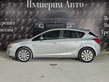 Opel Astra, 2010г, передний привод, механика