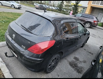 Peugeot 308, 2010г, передний привод, механика