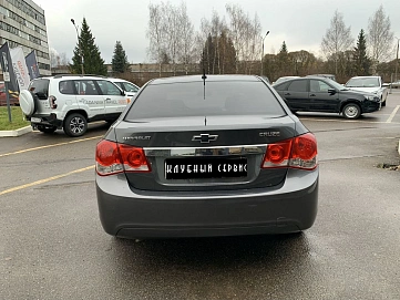 Chevrolet Cruze, 2011г, передний привод, механика