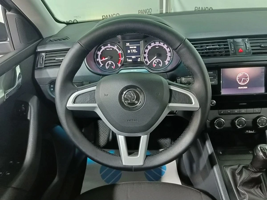 Skoda Octavia, 2018г., передний привод, механика