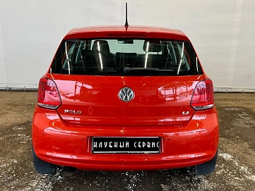 Volkswagen Polo, 2010г, передний привод, робот