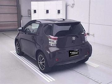 Toyota iQ, 2011г, передний привод, вариатор
