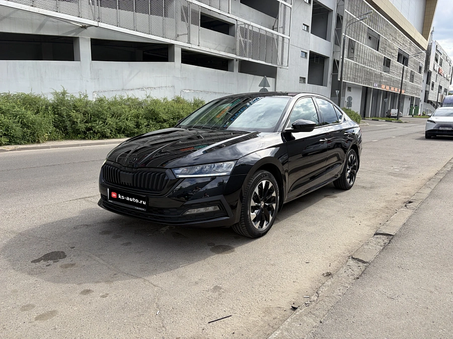 Skoda Octavia, 2021г., передний привод, автомат