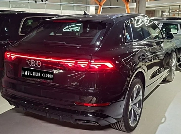 Audi Q8, 2025г, полный привод, автомат