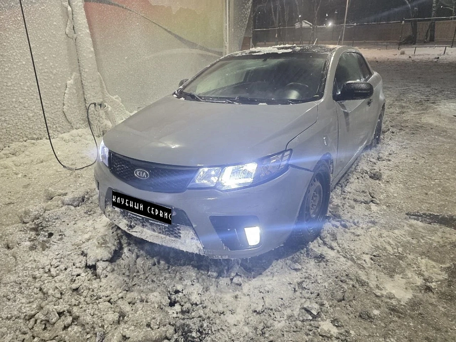 Kia Cerato, 2011г., передний привод, автомат