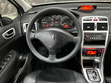 Peugeot 307, 2006г, передний привод, автомат