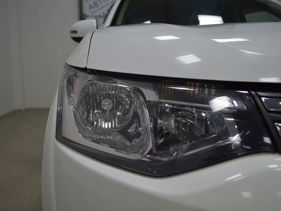 Mitsubishi Outlander, 2012г., полный привод, вариатор