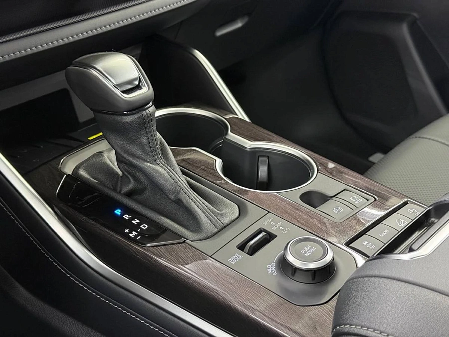 Toyota Highlander, 2025г., полный привод, автомат
