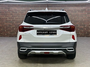 Kia Seltos, 2022г, передний привод, автомат
