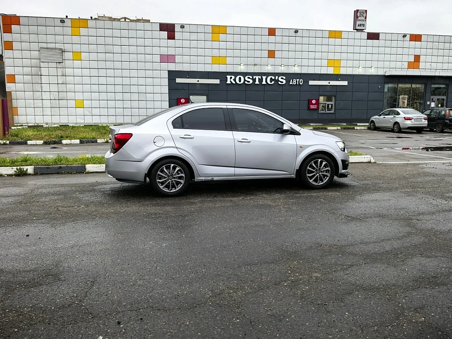 Chevrolet Aveo, 2014г., передний привод, механика