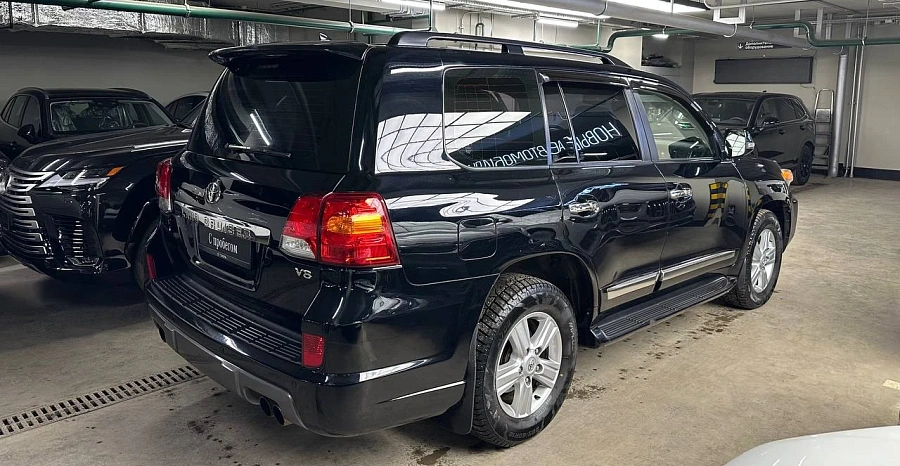 Toyota Land Cruiser, 2013г., полный привод, автомат