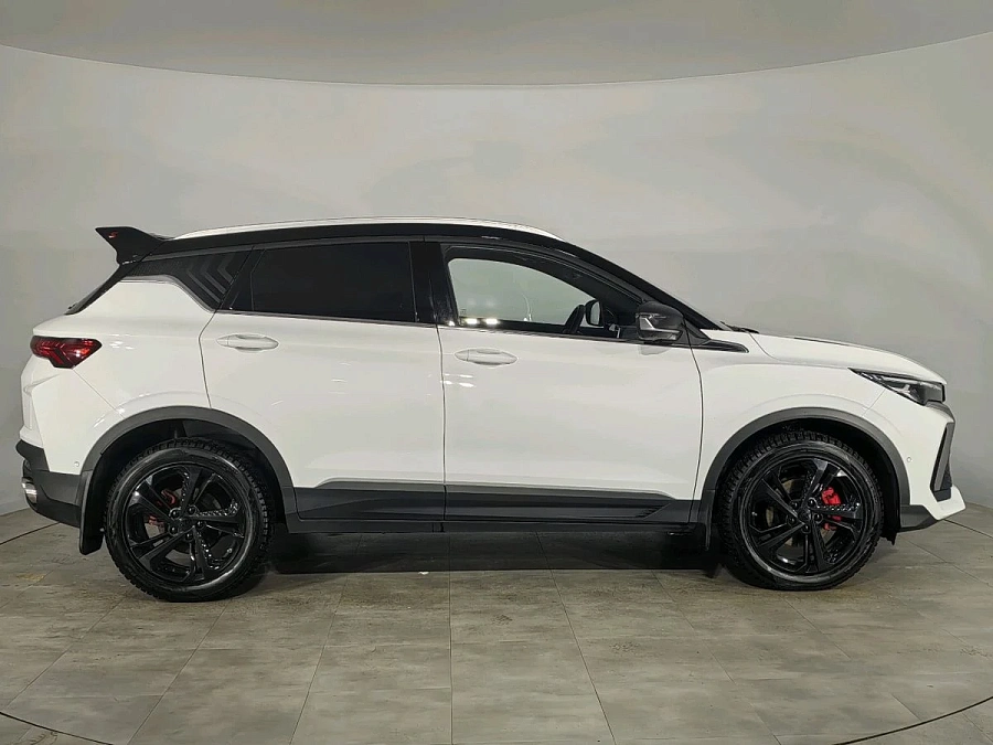 Geely Coolray, 2024г., передний привод, робот