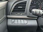 Hyundai Elantra, 2016г., передний привод, автомат
