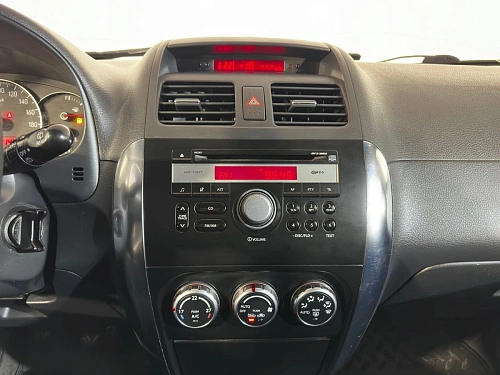Suzuki SX4, 2008г, передний привод, механика