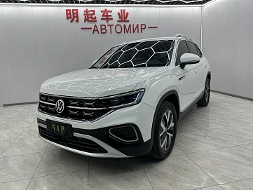 Volkswagen Tayron, 2022г, передний привод, робот