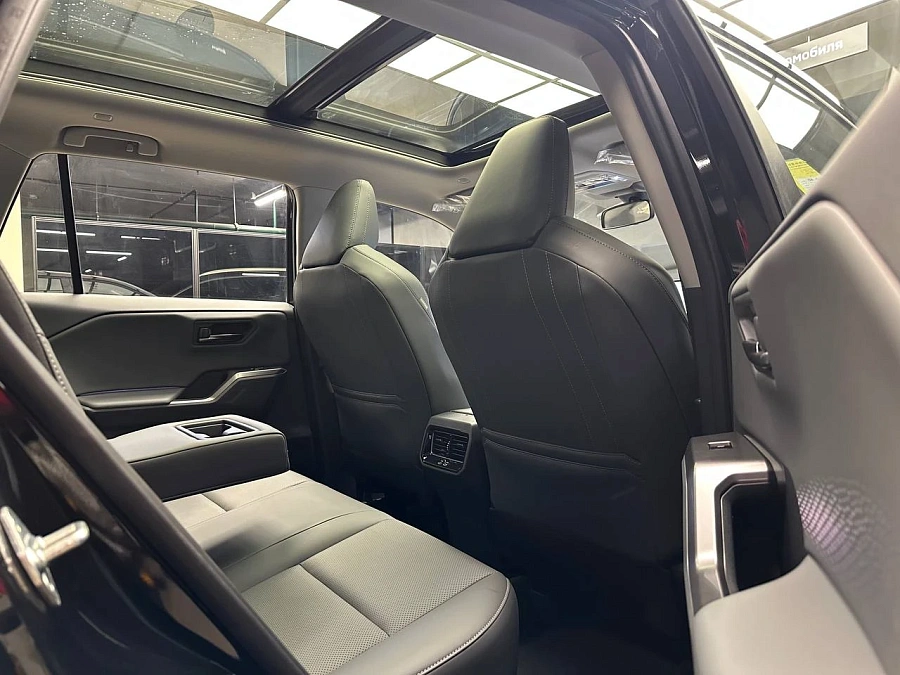 Toyota RAV4, 2026г., полный привод, вариатор