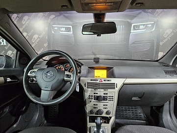 Opel , 2008г., передний привод, робот