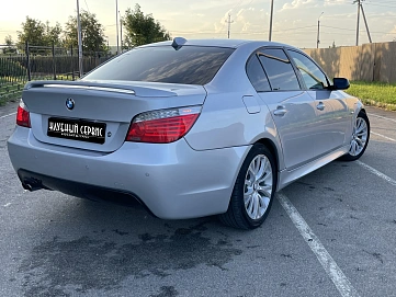 BMW 5 серии, 2004г, задний привод, автомат