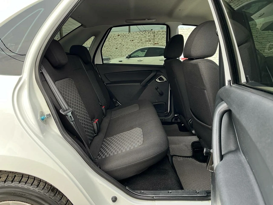 Lada (ВАЗ) Granta, 2023г., передний привод, механика