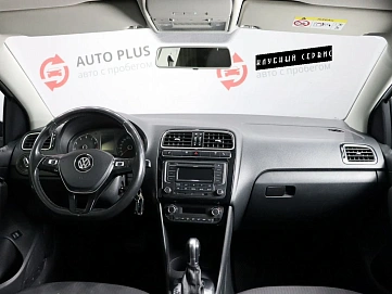 Volkswagen Polo, 2017г, передний привод, автомат