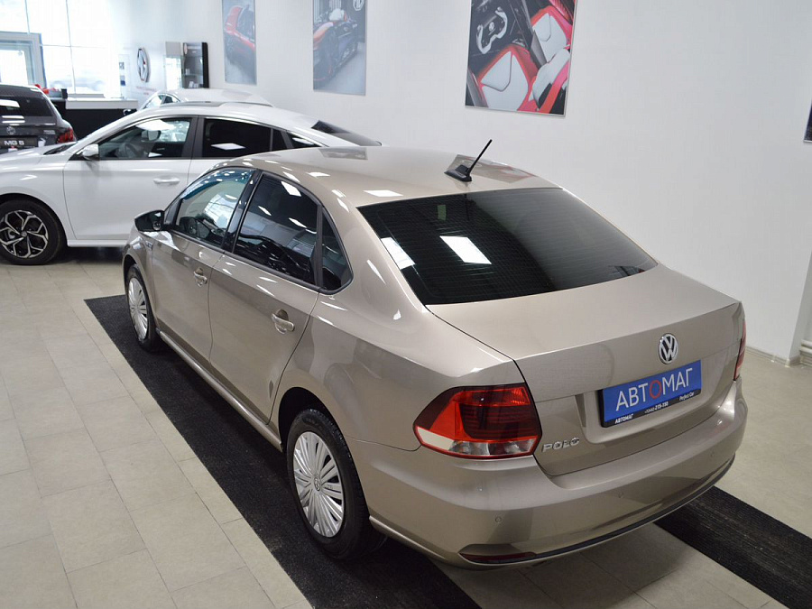 Volkswagen Polo, 2017г., передний привод, автомат