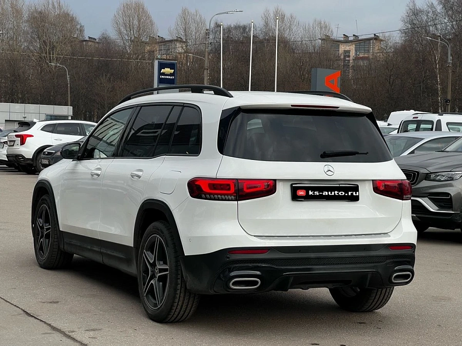 Mercedes-Benz GLB, 2020г., передний привод, робот