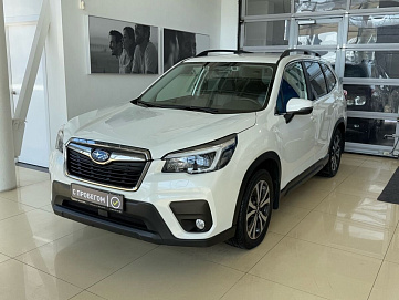 Subaru Forester, 2021г, полный привод, вариатор