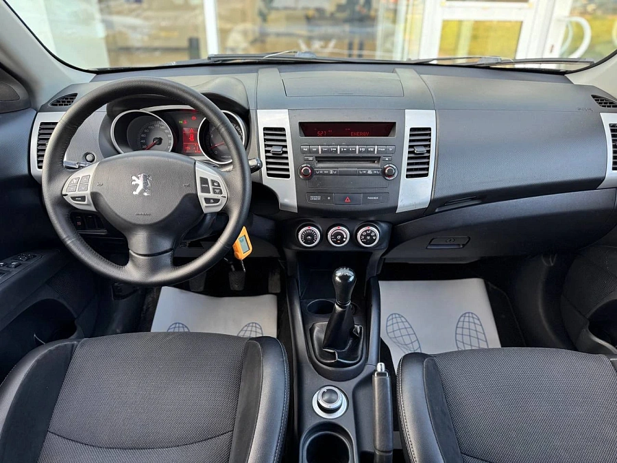 Peugeot 4007, 2008г., полный привод, механика
