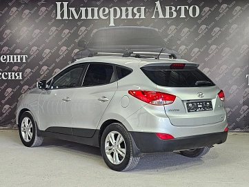 Hyundai ix35, 2010г, полный привод, автомат