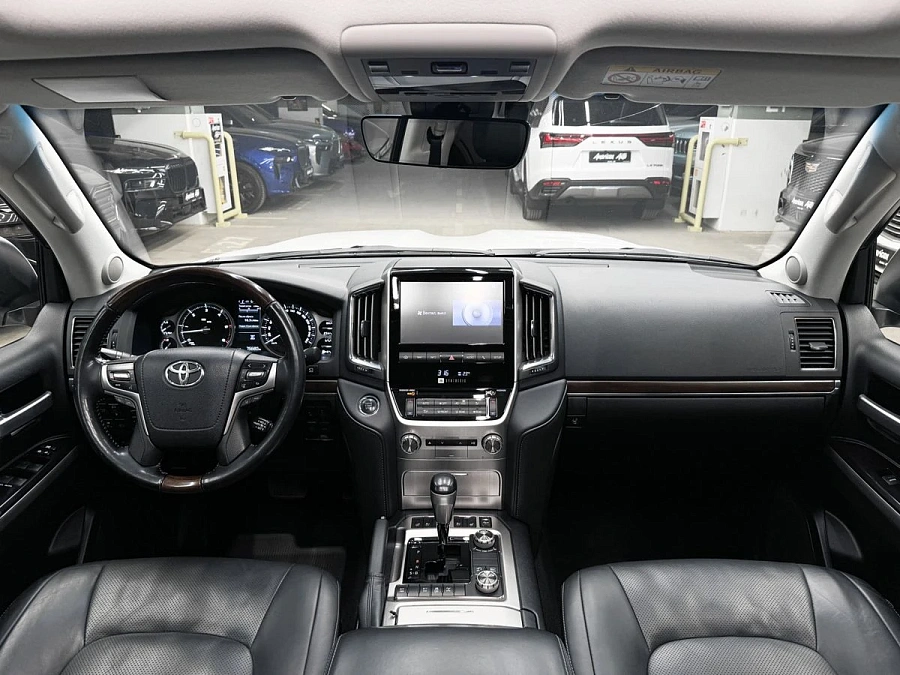 Toyota Land Cruiser, 2018г., полный привод, автомат
