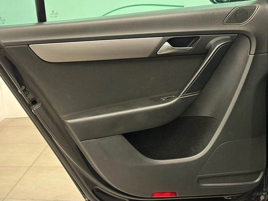 Volkswagen Passat, 2013г., передний привод, автомат