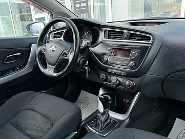 Kia Ceed, 2018г, передний привод, автомат