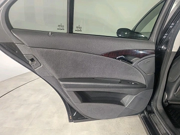 Mercedes-Benz E-Класс, 2005г, задний привод, автомат